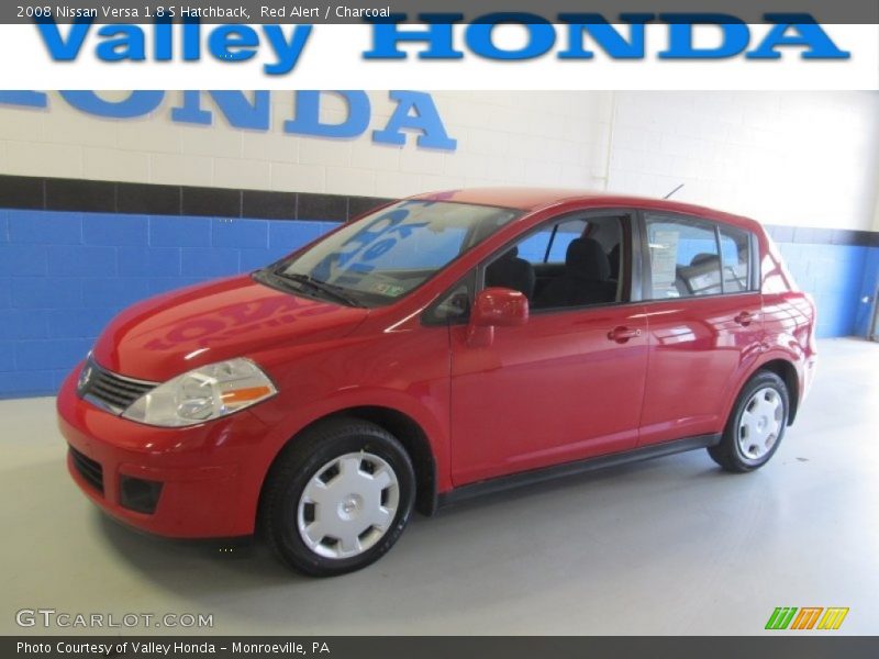 Red Alert / Charcoal 2008 Nissan Versa 1.8 S Hatchback