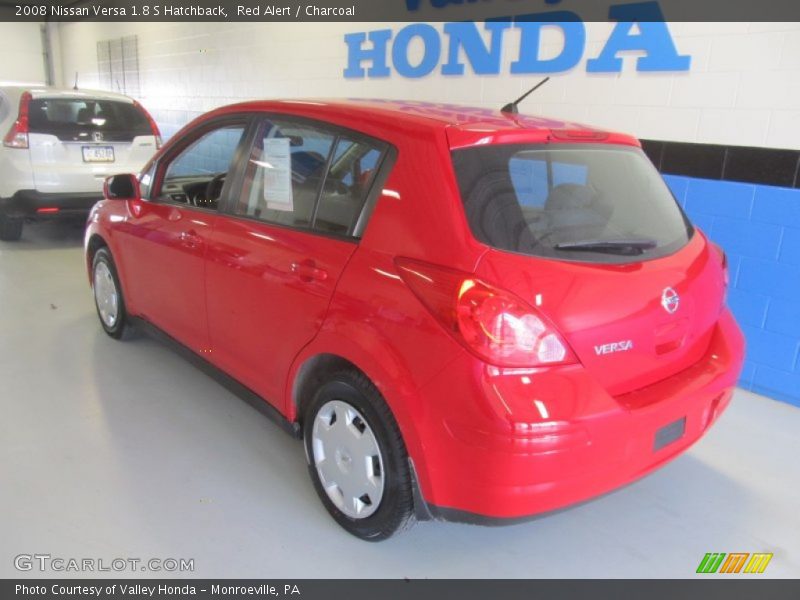 Red Alert / Charcoal 2008 Nissan Versa 1.8 S Hatchback