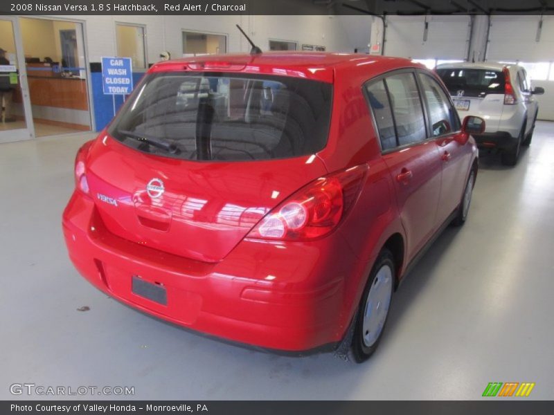 Red Alert / Charcoal 2008 Nissan Versa 1.8 S Hatchback