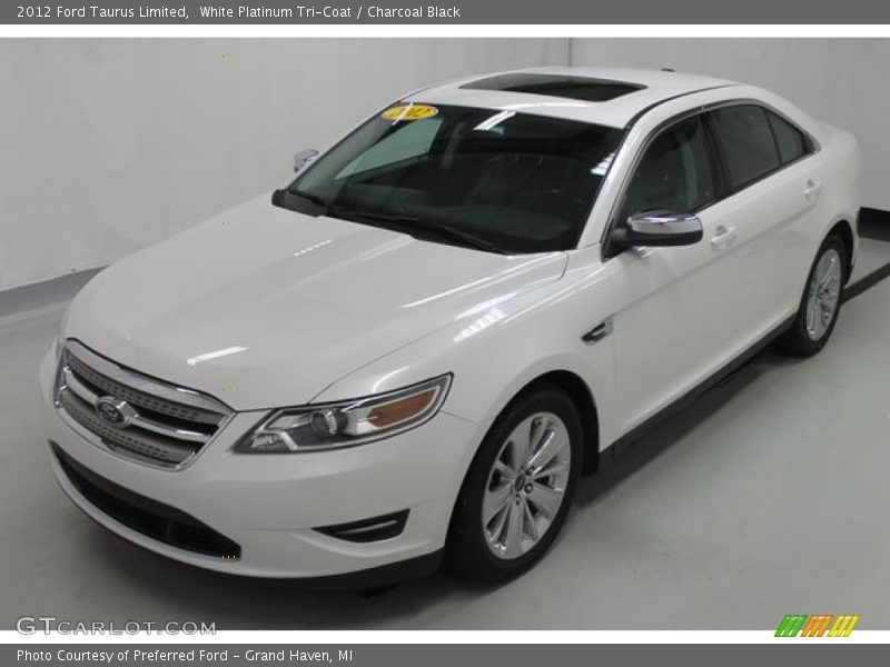 White Platinum Tri-Coat / Charcoal Black 2012 Ford Taurus Limited