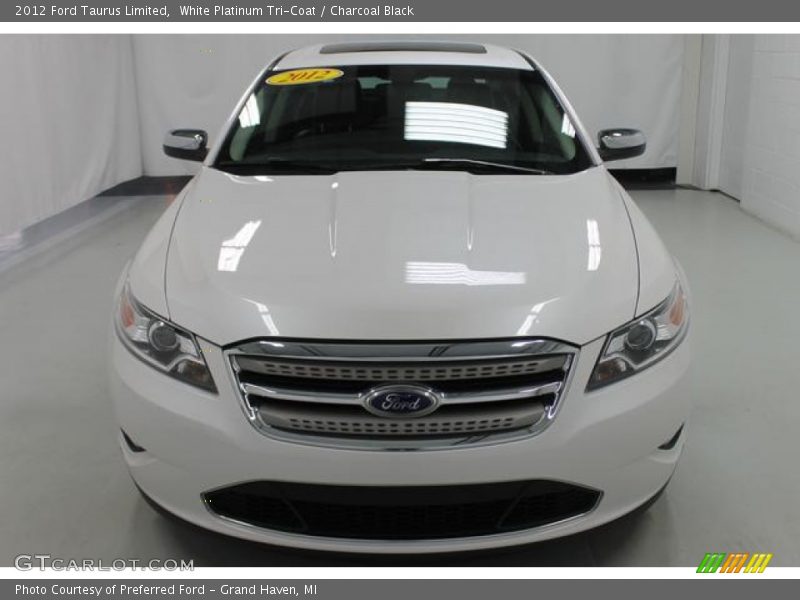 White Platinum Tri-Coat / Charcoal Black 2012 Ford Taurus Limited
