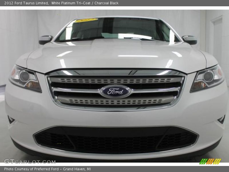 White Platinum Tri-Coat / Charcoal Black 2012 Ford Taurus Limited