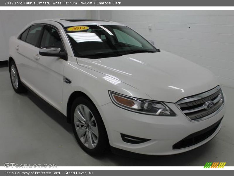 White Platinum Tri-Coat / Charcoal Black 2012 Ford Taurus Limited