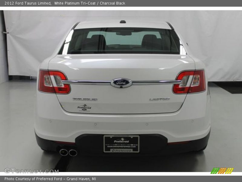 White Platinum Tri-Coat / Charcoal Black 2012 Ford Taurus Limited