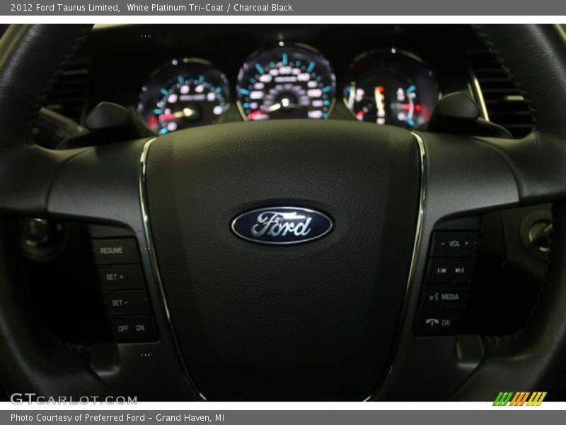 White Platinum Tri-Coat / Charcoal Black 2012 Ford Taurus Limited