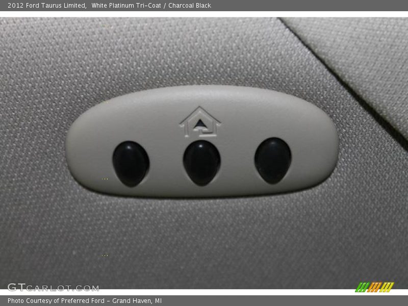 White Platinum Tri-Coat / Charcoal Black 2012 Ford Taurus Limited