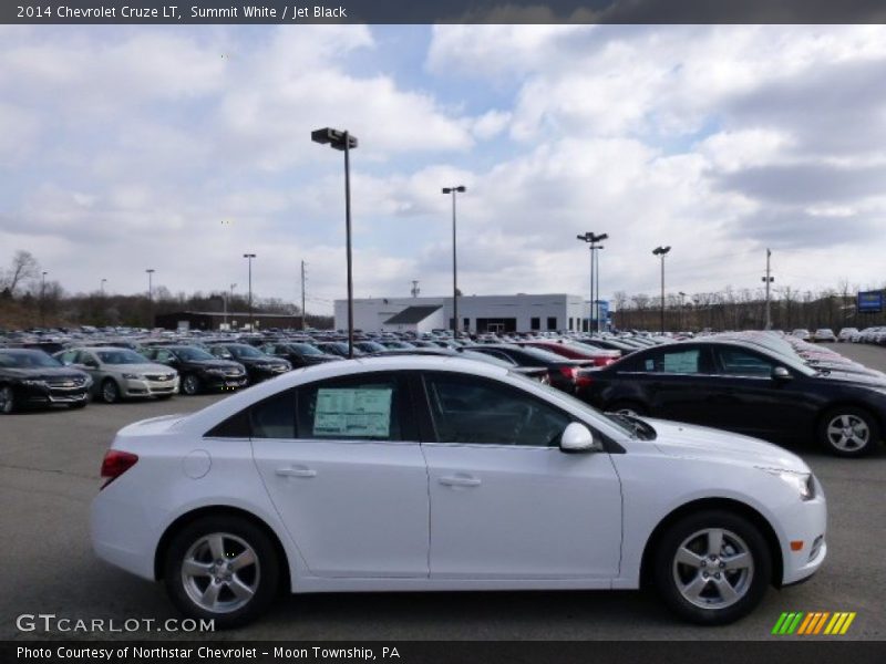 Summit White / Jet Black 2014 Chevrolet Cruze LT