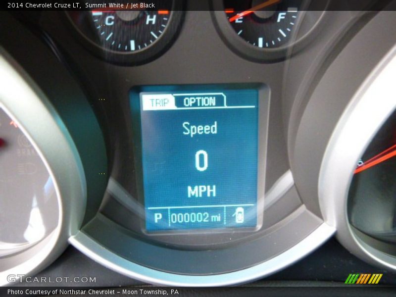 Summit White / Jet Black 2014 Chevrolet Cruze LT