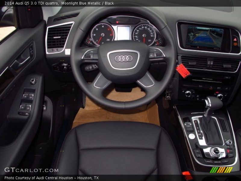  2014 Q5 3.0 TDI quattro Steering Wheel