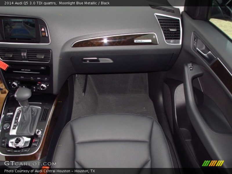Moonlight Blue Metallic / Black 2014 Audi Q5 3.0 TDI quattro