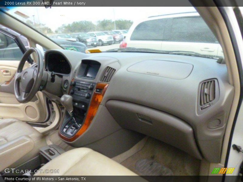 Pearl White / Ivory 2000 Lexus RX 300 AWD