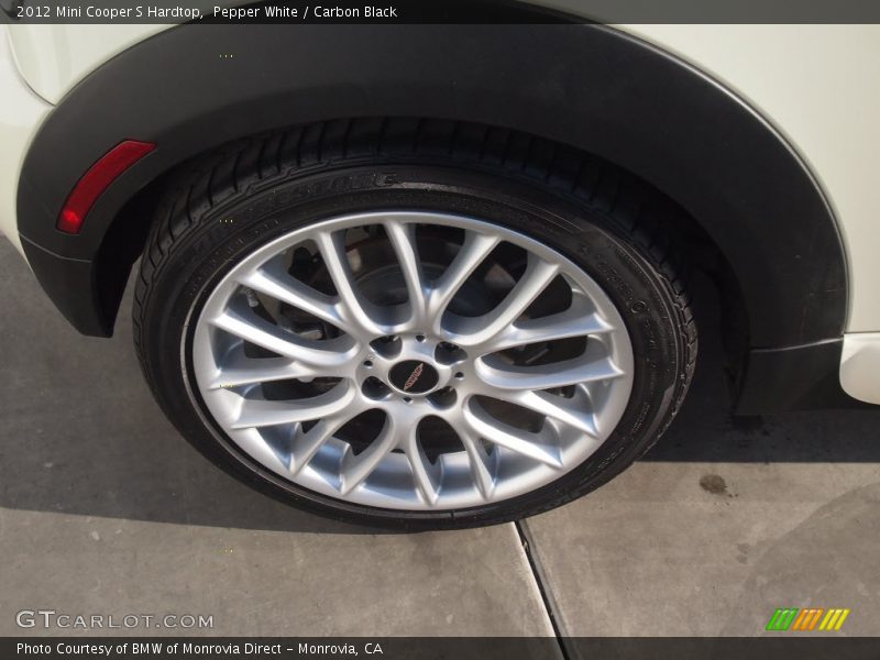 Pepper White / Carbon Black 2012 Mini Cooper S Hardtop