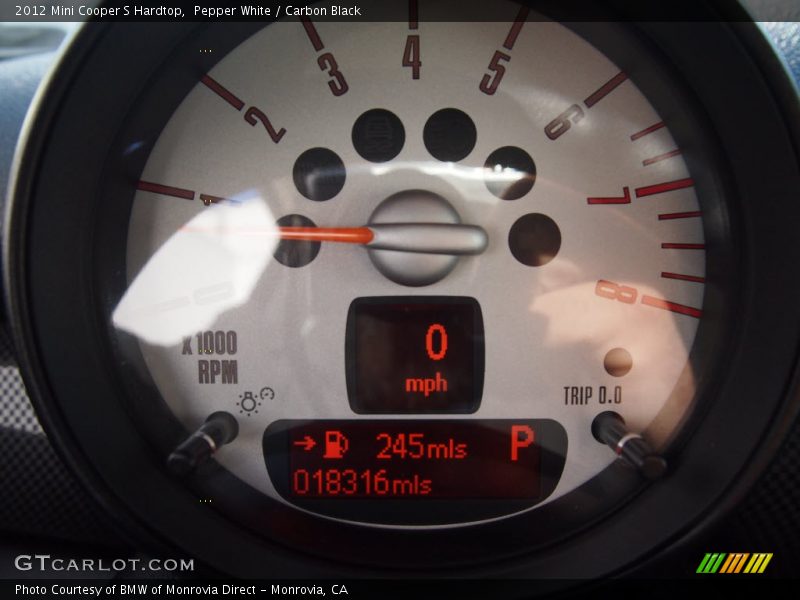 Pepper White / Carbon Black 2012 Mini Cooper S Hardtop