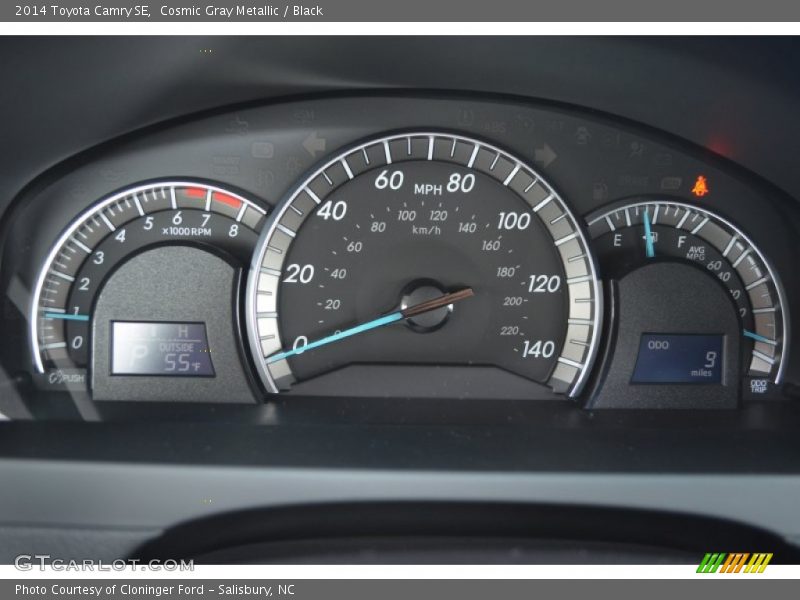 Cosmic Gray Metallic / Black 2014 Toyota Camry SE