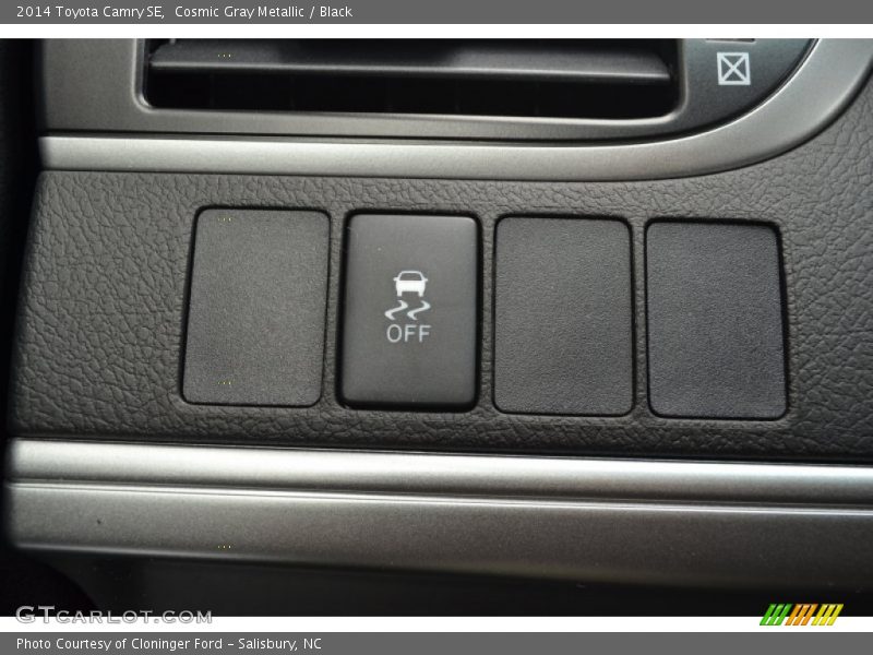 Cosmic Gray Metallic / Black 2014 Toyota Camry SE