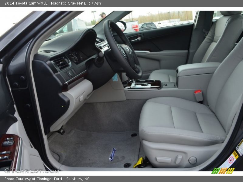 Magnetic Gray Metallic / Ash 2014 Toyota Camry XLE