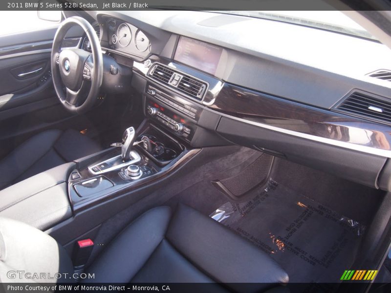 Jet Black / Black 2011 BMW 5 Series 528i Sedan