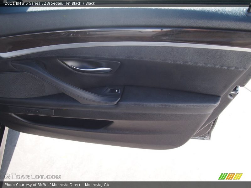 Jet Black / Black 2011 BMW 5 Series 528i Sedan