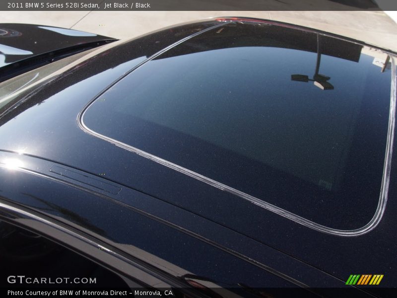 Jet Black / Black 2011 BMW 5 Series 528i Sedan