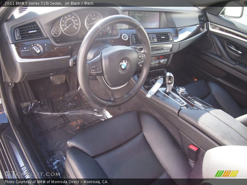 Jet Black / Black 2011 BMW 5 Series 528i Sedan