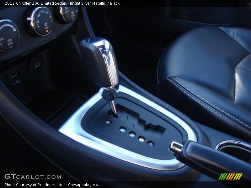 Bright Silver Metallic / Black 2012 Chrysler 200 Limited Sedan