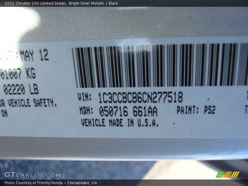 Bright Silver Metallic / Black 2012 Chrysler 200 Limited Sedan