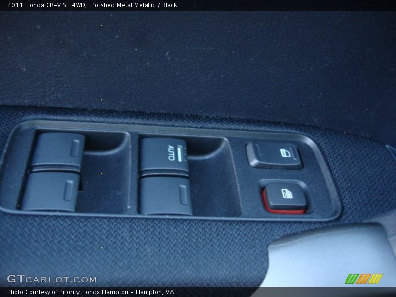 Polished Metal Metallic / Black 2011 Honda CR-V SE 4WD