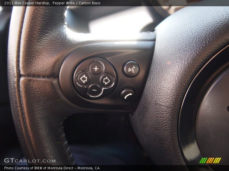 Pepper White / Carbon Black 2011 Mini Cooper Hardtop