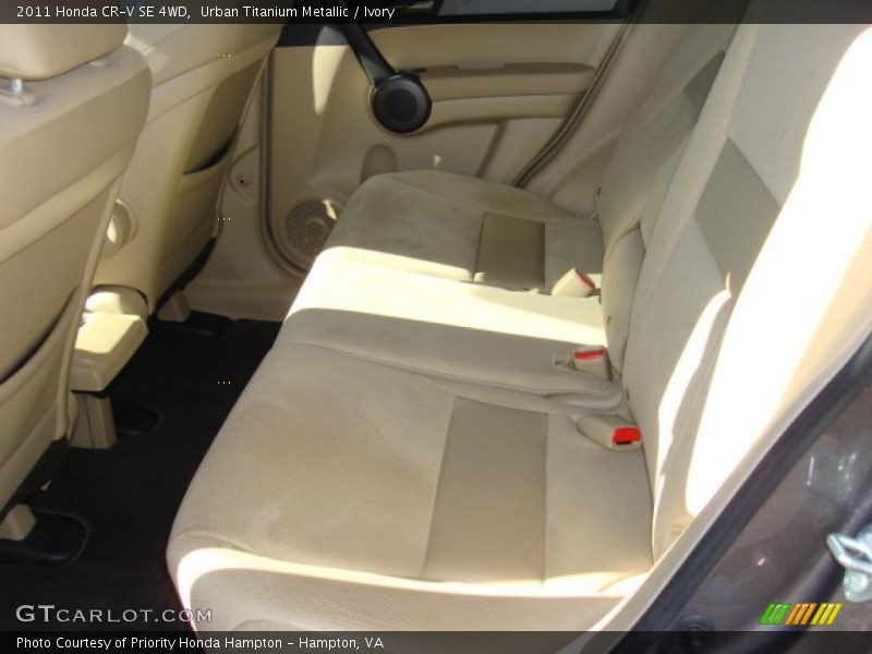 Urban Titanium Metallic / Ivory 2011 Honda CR-V SE 4WD