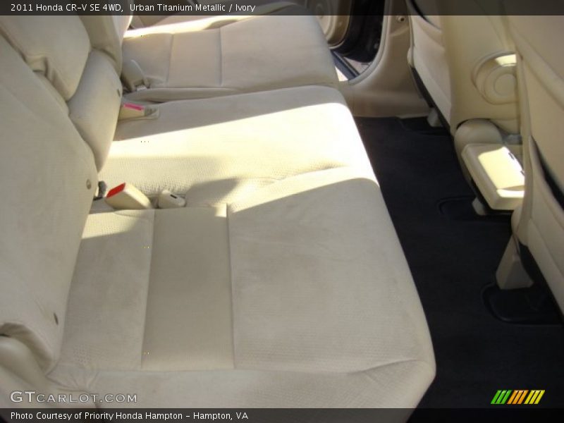 Urban Titanium Metallic / Ivory 2011 Honda CR-V SE 4WD