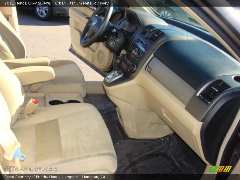 Urban Titanium Metallic / Ivory 2011 Honda CR-V SE 4WD