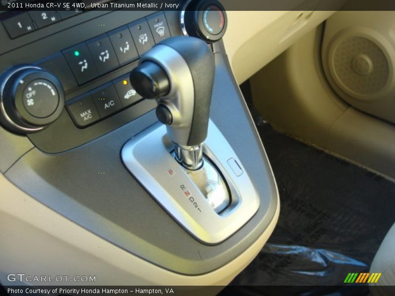 Urban Titanium Metallic / Ivory 2011 Honda CR-V SE 4WD