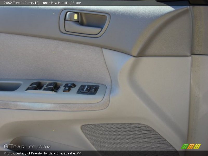 Lunar Mist Metallic / Stone 2002 Toyota Camry LE