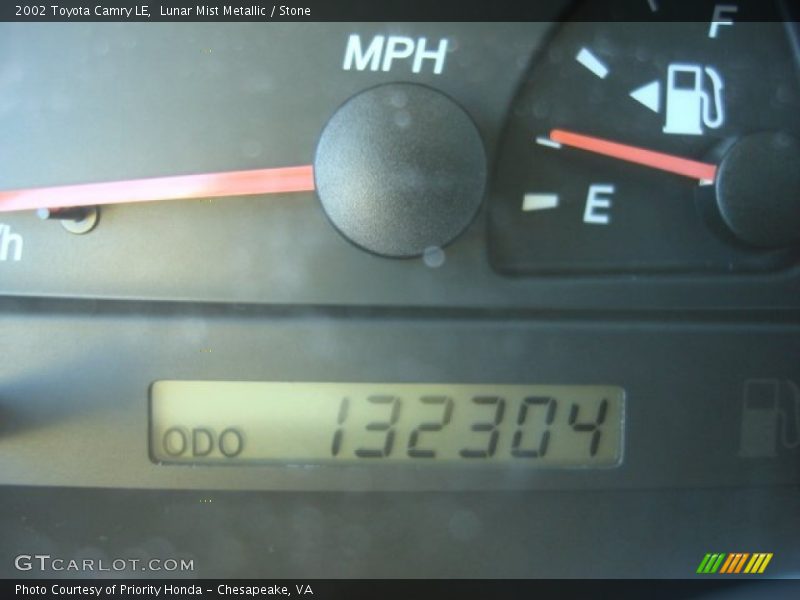 Lunar Mist Metallic / Stone 2002 Toyota Camry LE