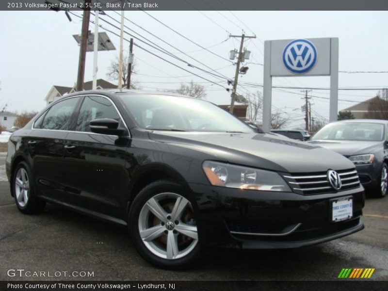 Black / Titan Black 2013 Volkswagen Passat 2.5L SE