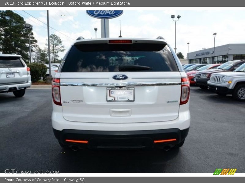 Oxford White / Medium Light Stone 2013 Ford Explorer XLT EcoBoost