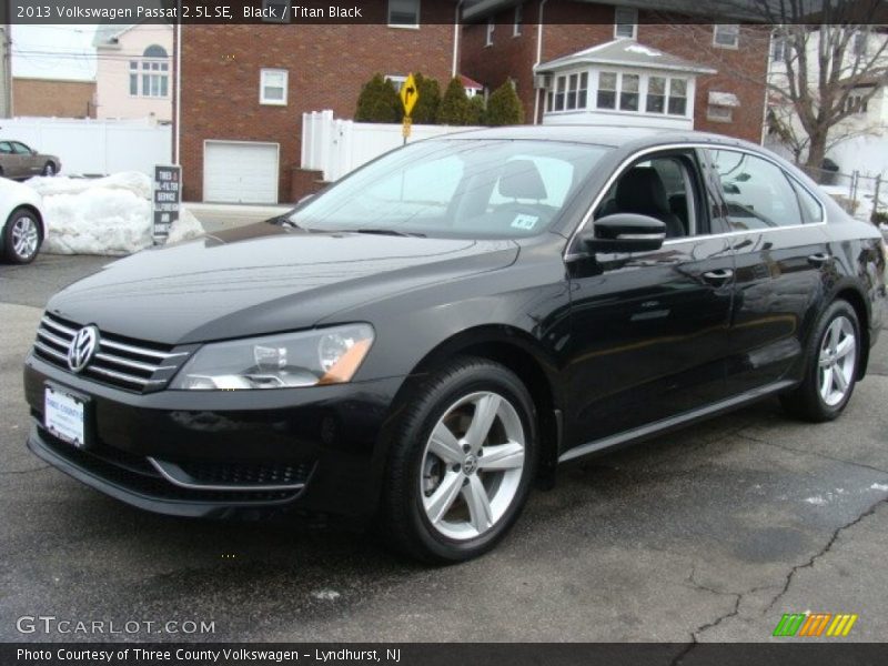 Black / Titan Black 2013 Volkswagen Passat 2.5L SE