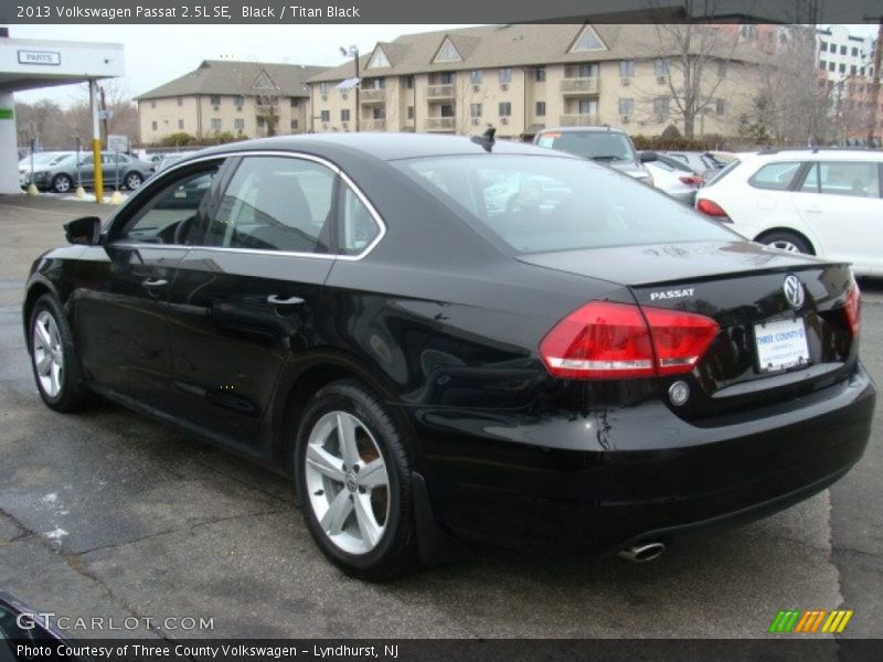 Black / Titan Black 2013 Volkswagen Passat 2.5L SE