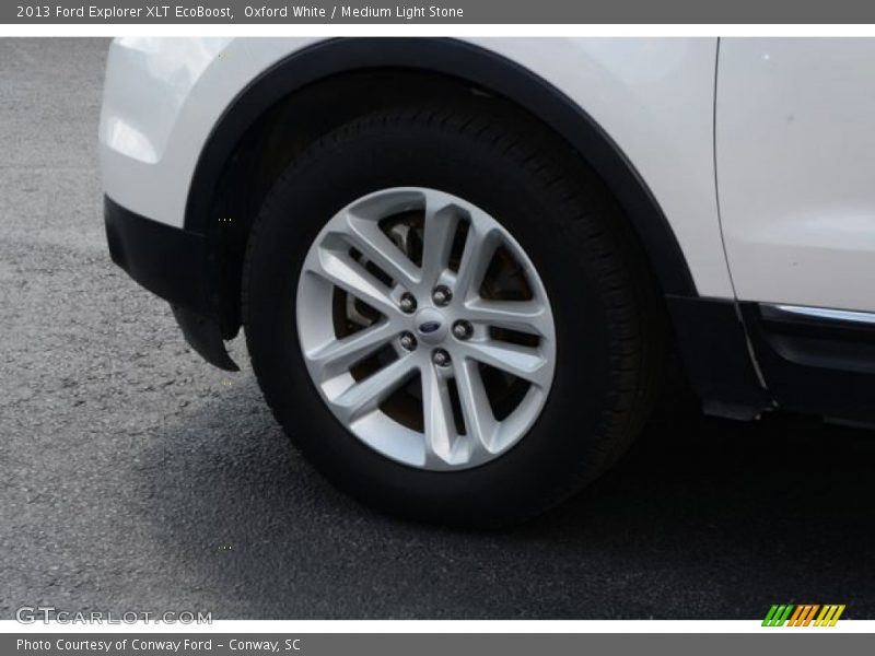 Oxford White / Medium Light Stone 2013 Ford Explorer XLT EcoBoost
