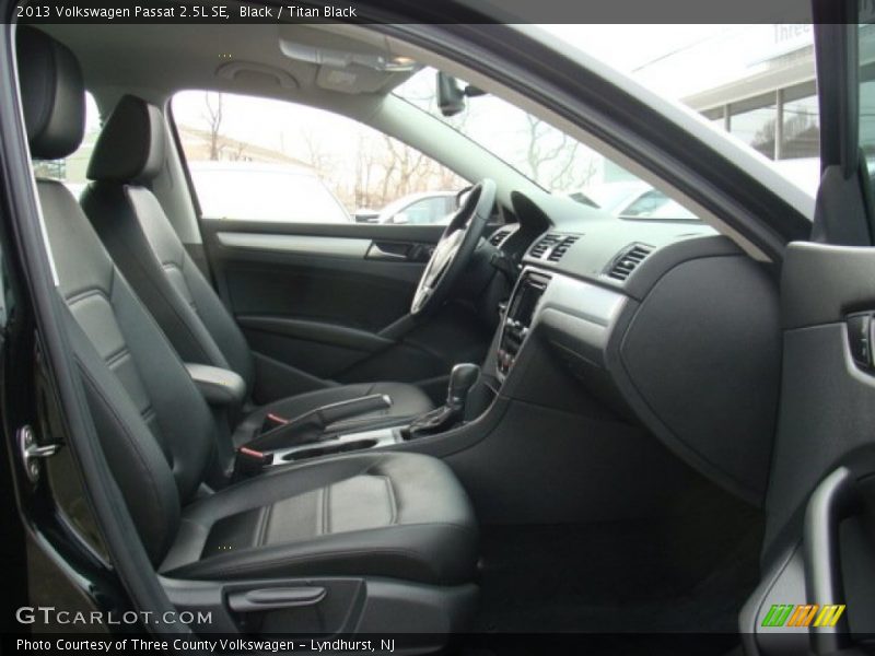 Black / Titan Black 2013 Volkswagen Passat 2.5L SE