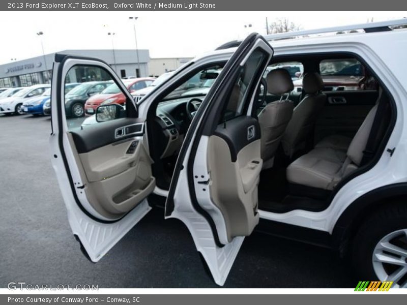 Oxford White / Medium Light Stone 2013 Ford Explorer XLT EcoBoost