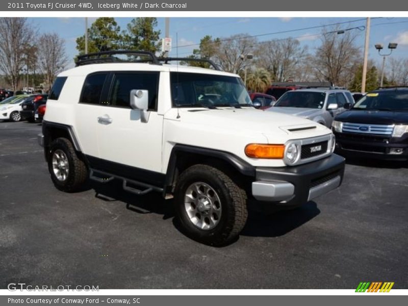 Iceberg White / Dark Charcoal 2011 Toyota FJ Cruiser 4WD