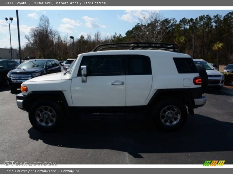 Iceberg White / Dark Charcoal 2011 Toyota FJ Cruiser 4WD