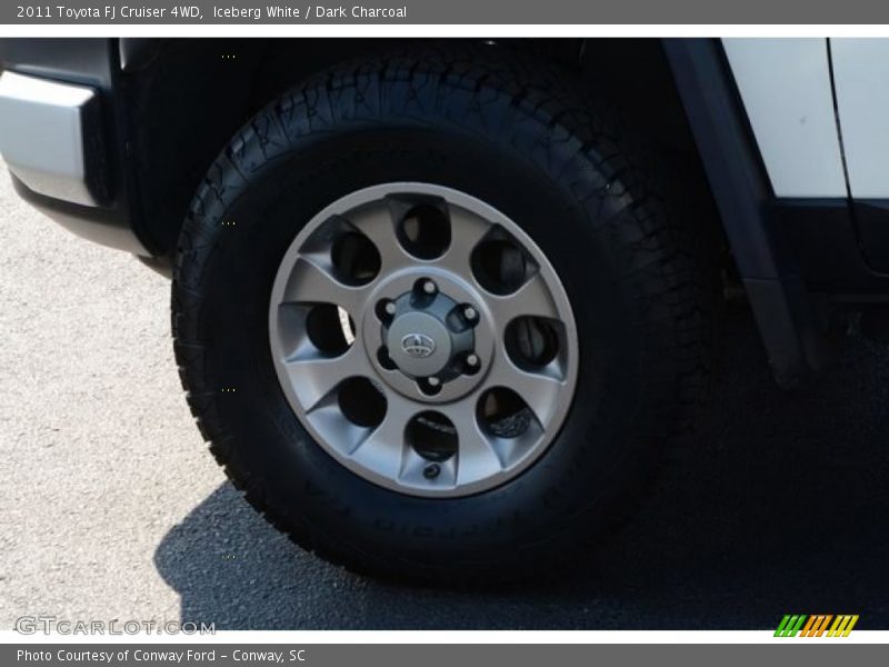 Iceberg White / Dark Charcoal 2011 Toyota FJ Cruiser 4WD