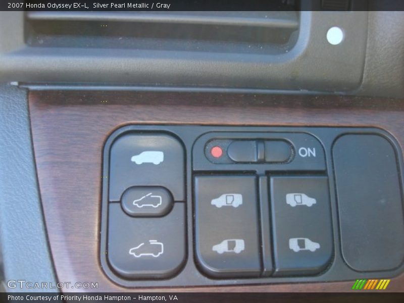 Silver Pearl Metallic / Gray 2007 Honda Odyssey EX-L