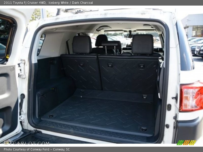 Iceberg White / Dark Charcoal 2011 Toyota FJ Cruiser 4WD