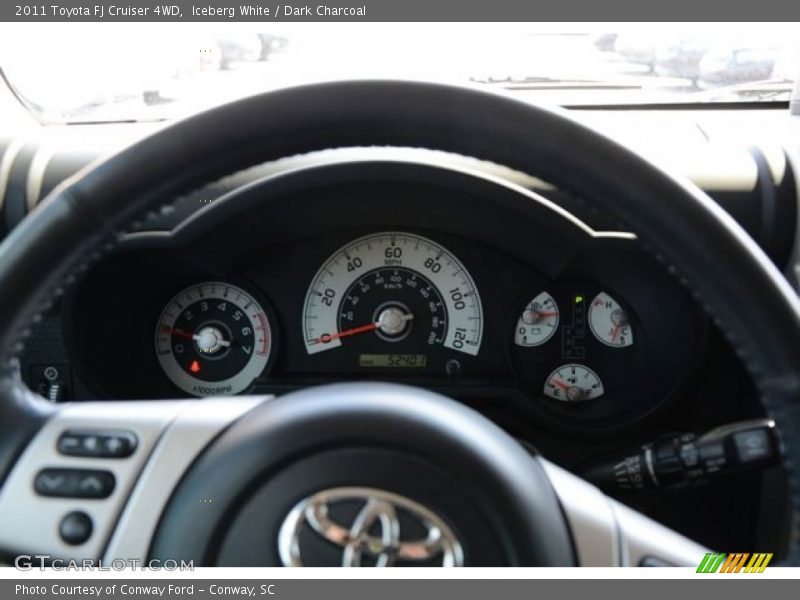 Iceberg White / Dark Charcoal 2011 Toyota FJ Cruiser 4WD