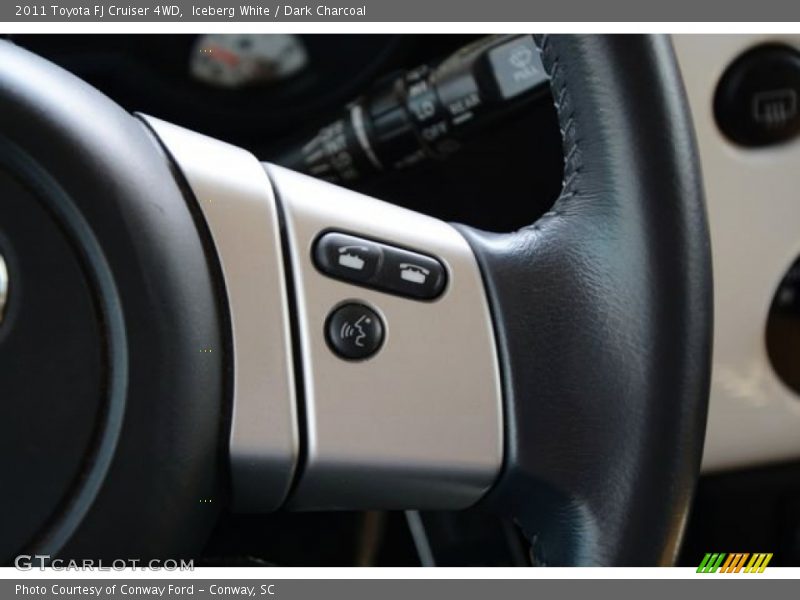 Iceberg White / Dark Charcoal 2011 Toyota FJ Cruiser 4WD