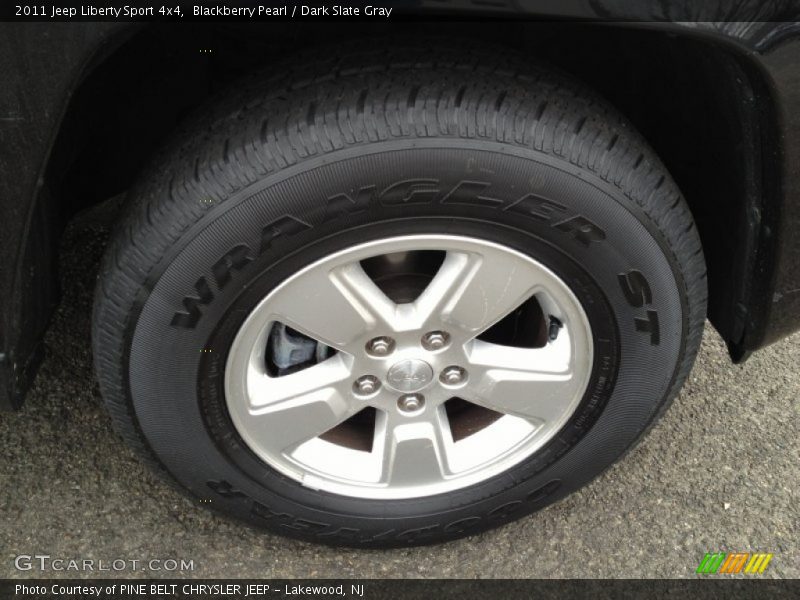 Blackberry Pearl / Dark Slate Gray 2011 Jeep Liberty Sport 4x4