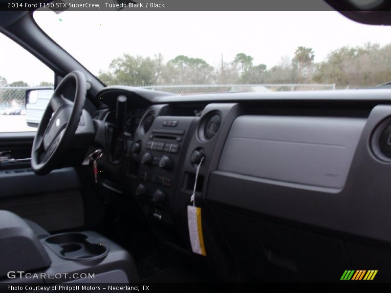 Tuxedo Black / Black 2014 Ford F150 STX SuperCrew